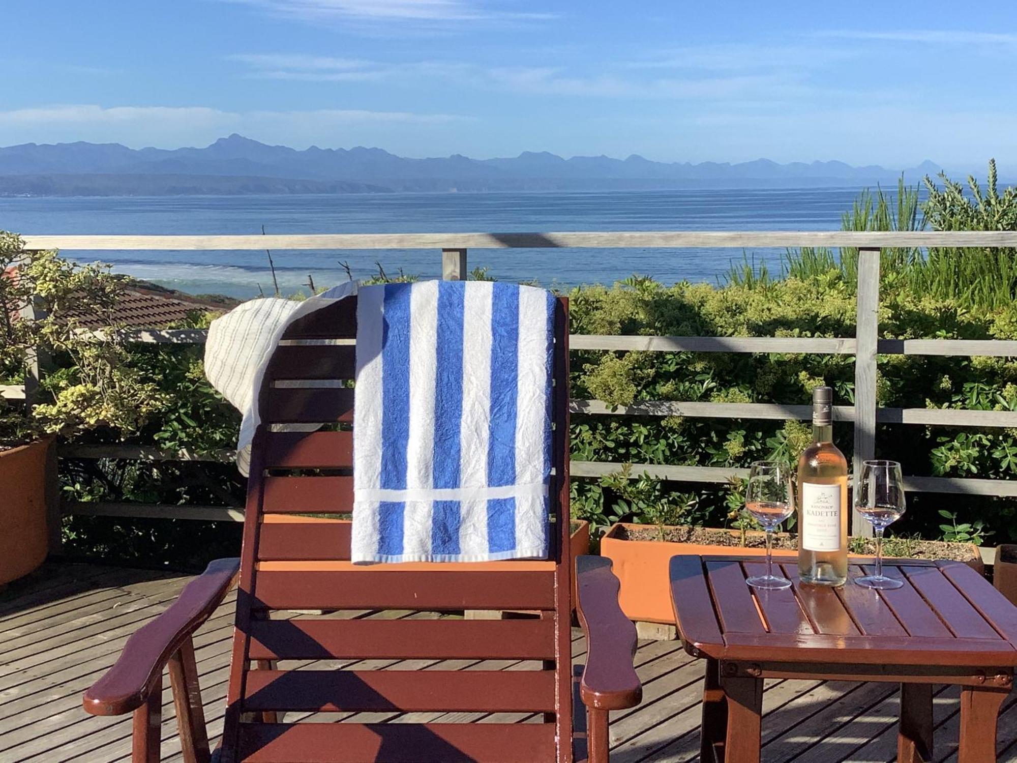 Dolphins' Playground Beachfront B&B Plettenberg Bay Extérieur photo