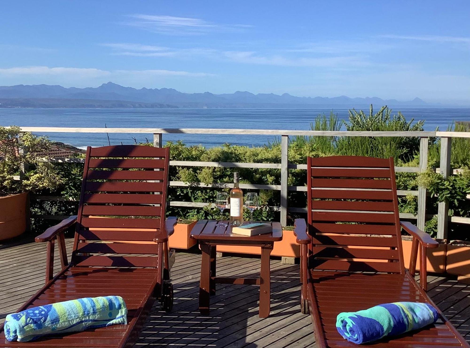 Dolphins' Playground Beachfront B&B Plettenberg Bay Extérieur photo