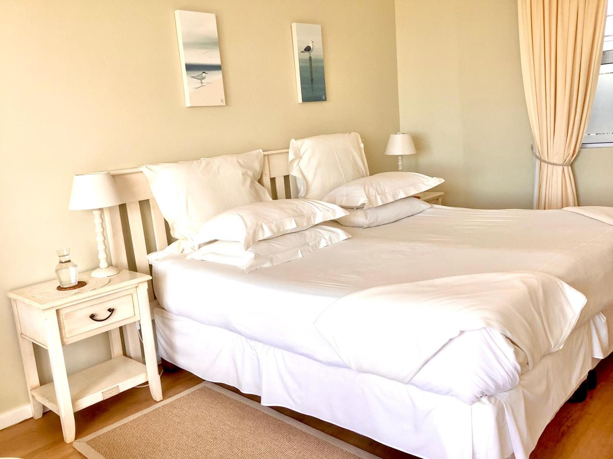 Dolphins' Playground Beachfront B&B Plettenberg Bay Extérieur photo